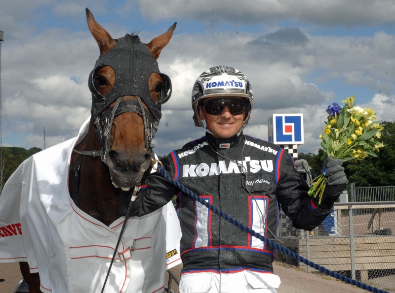 1-lord-horse.jpg